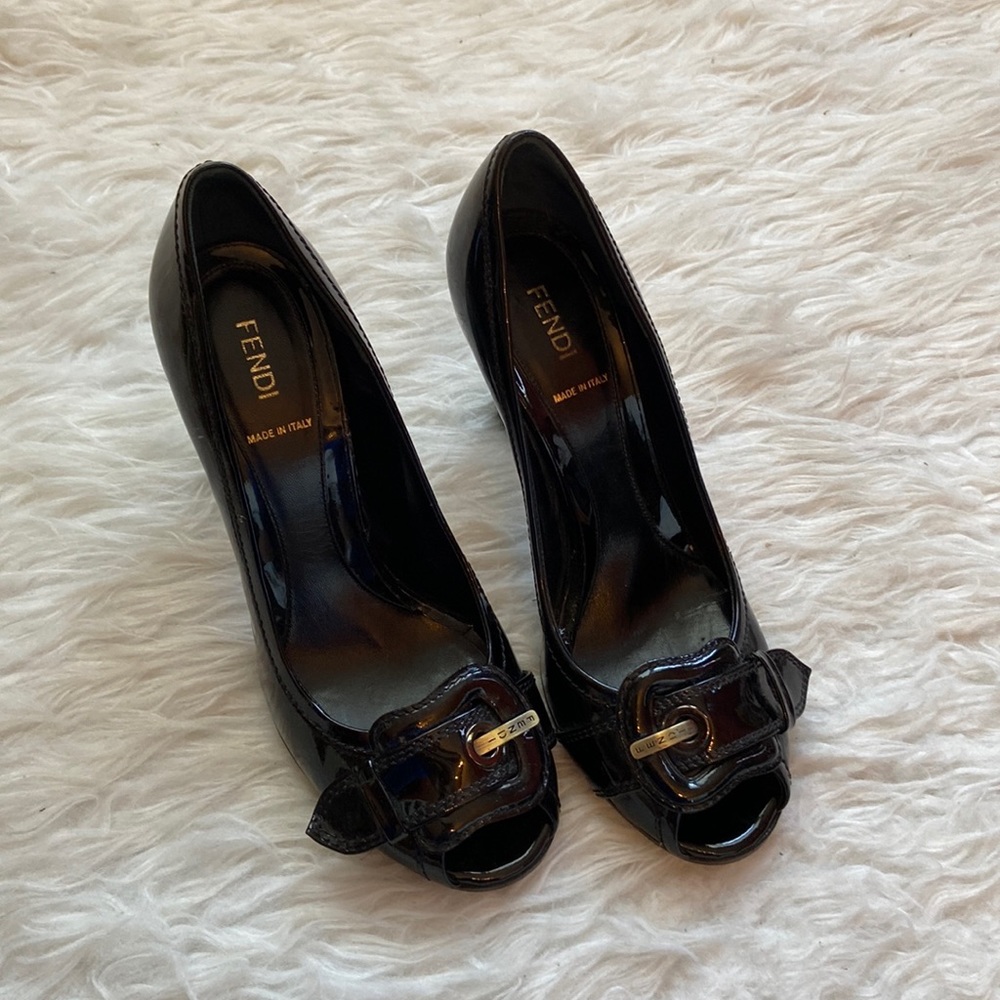 fendi heels